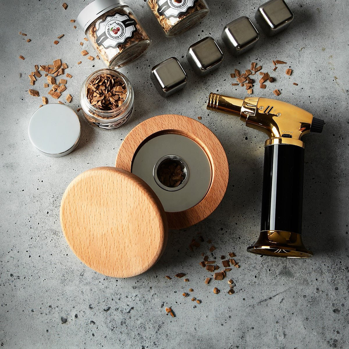 DIYCocktailInfusionKitWhiskeySmoker_3.jpg