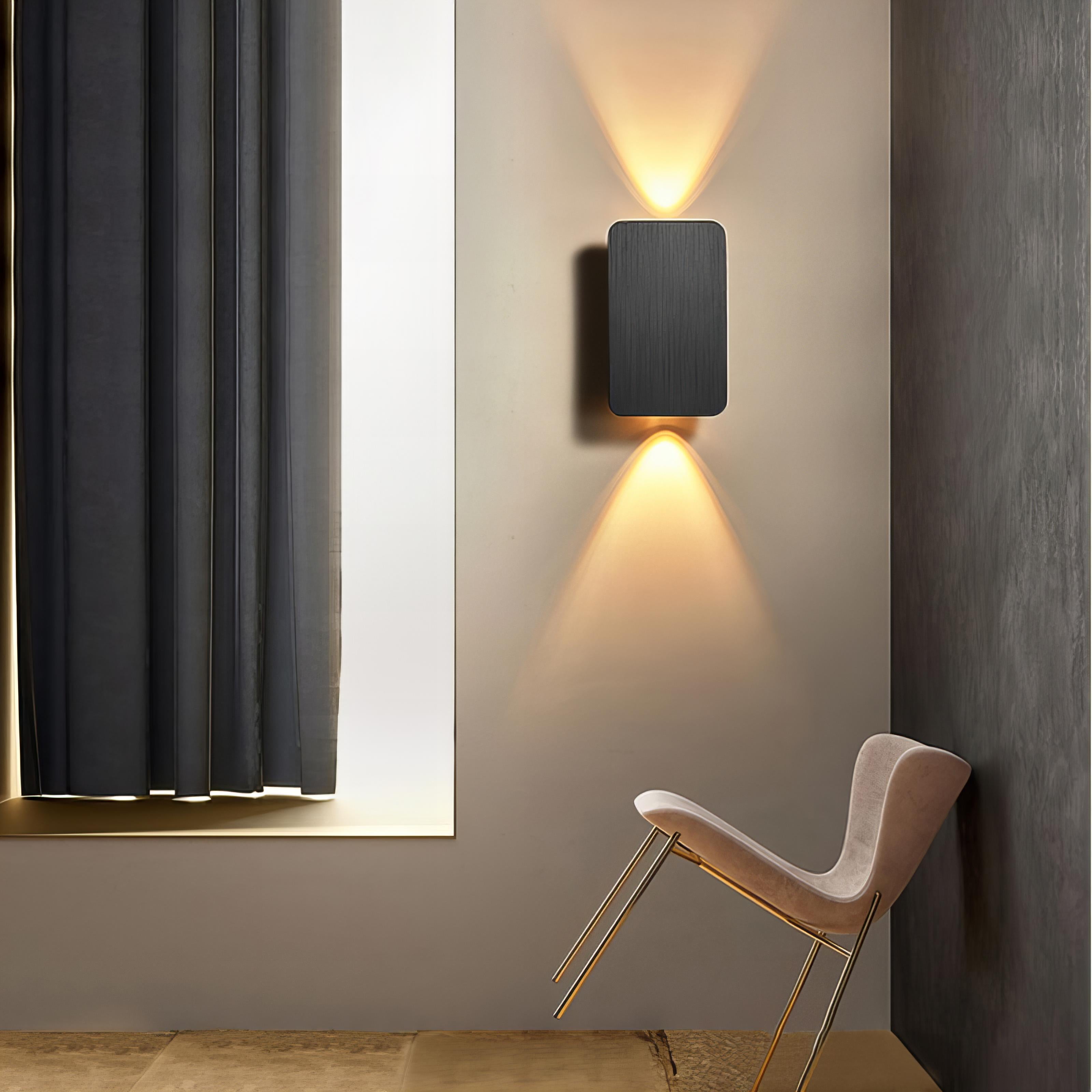Elegant Modern Outdoor Wall Lamp | Weatherproof IP65 & LED 3
