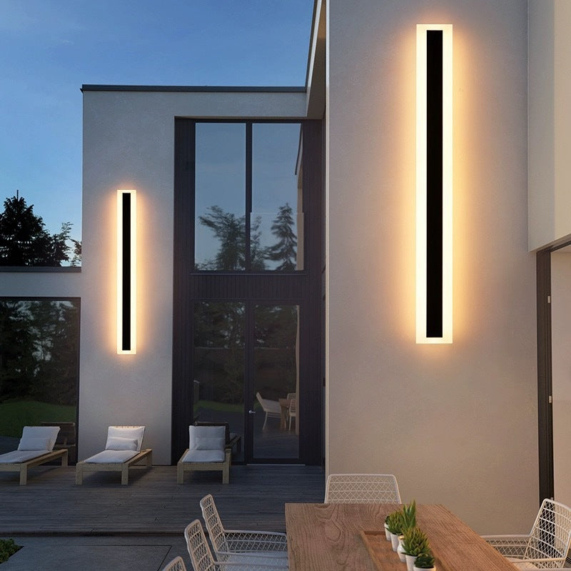 Elegant Modern Outdoor Wall Light | LED & Waterproof Design 1