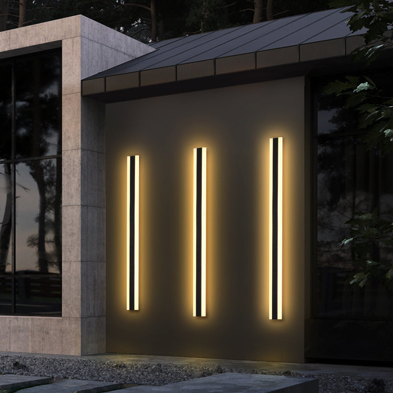 Elegant Modern Outdoor Wall Light | LED & Waterproof Design 3
