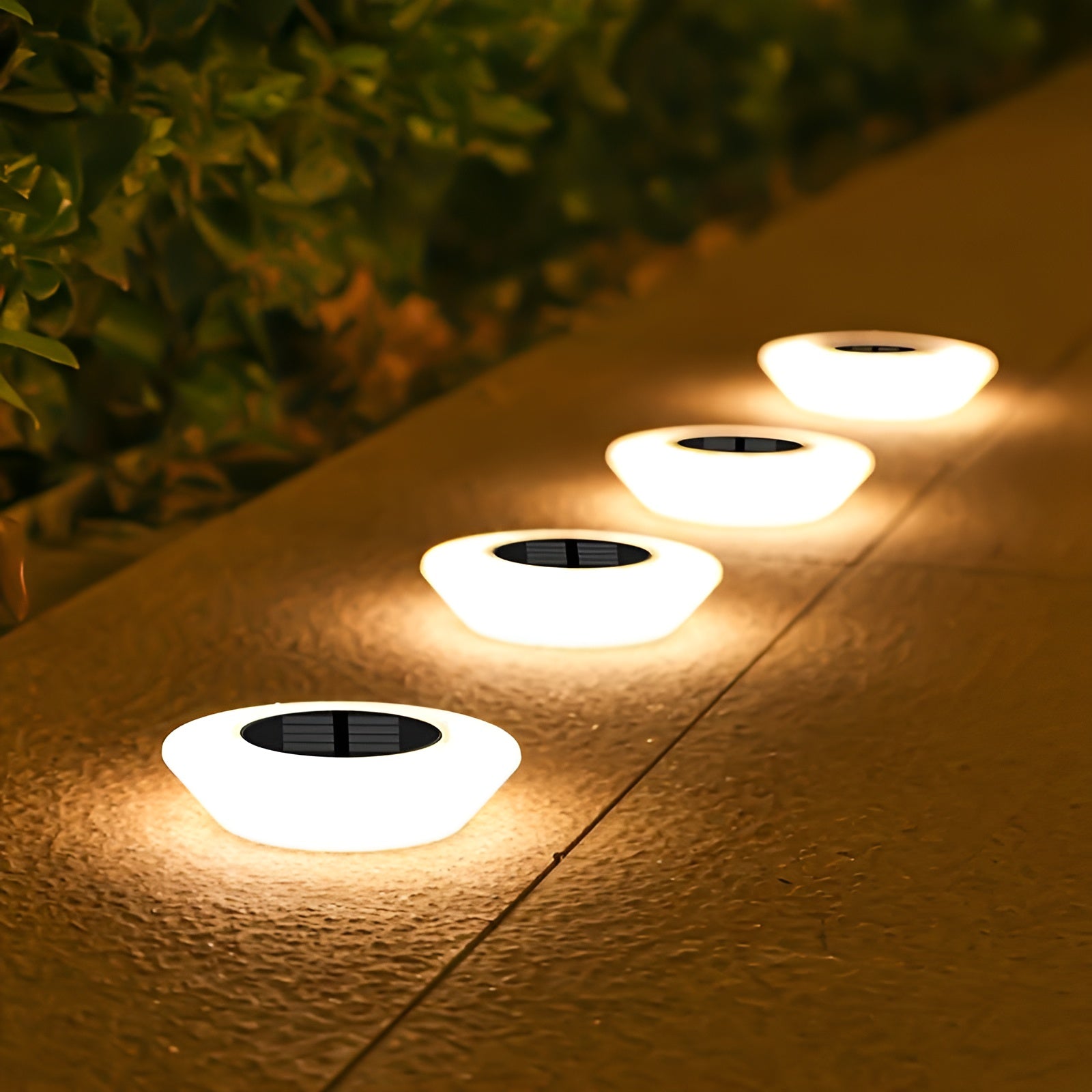 Modern Solar Light | Weatherproof & Energy-Saving Garden Lights 1