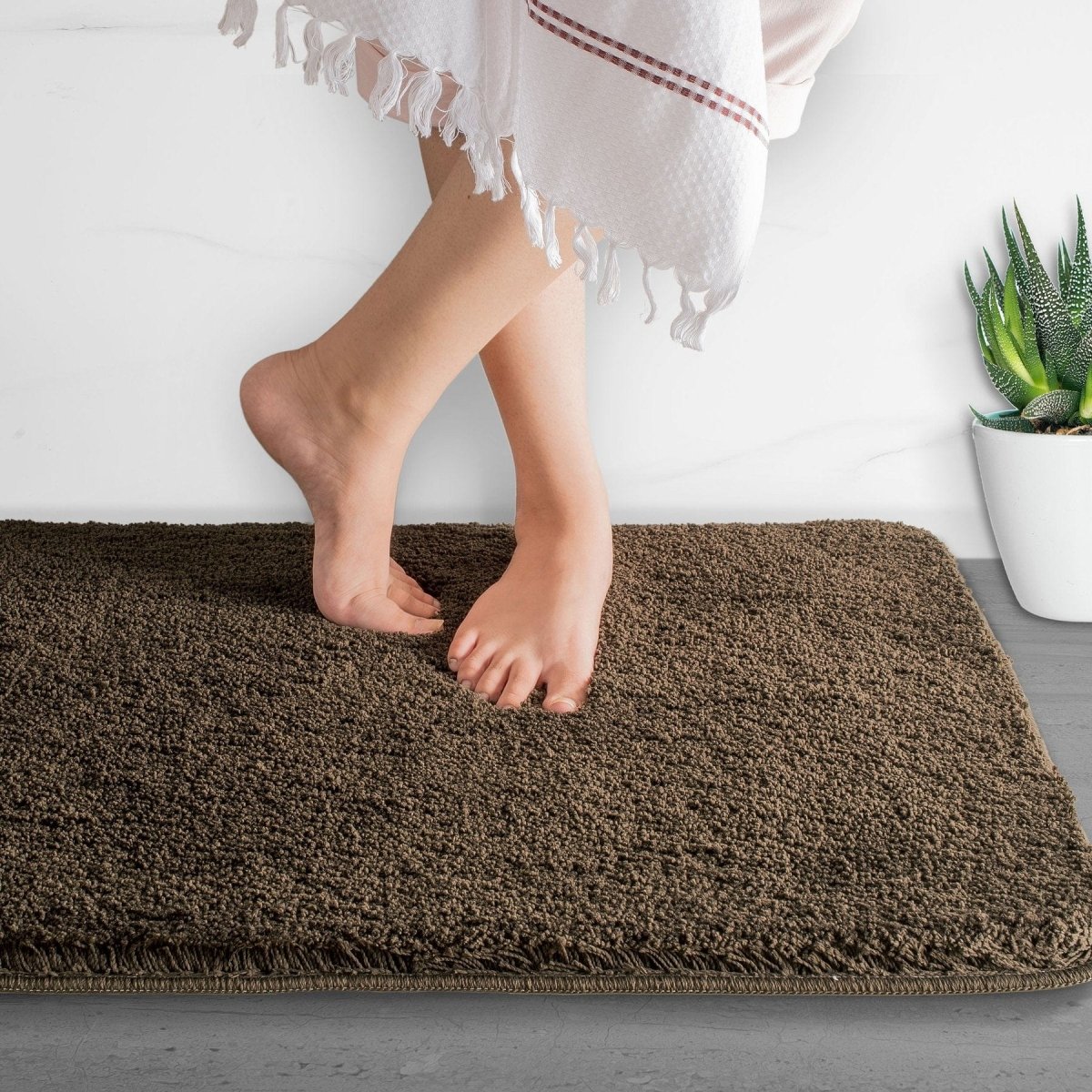 Super Absorbent Microfiber Bath Mat | Non Slip & Ultra Soft 12
