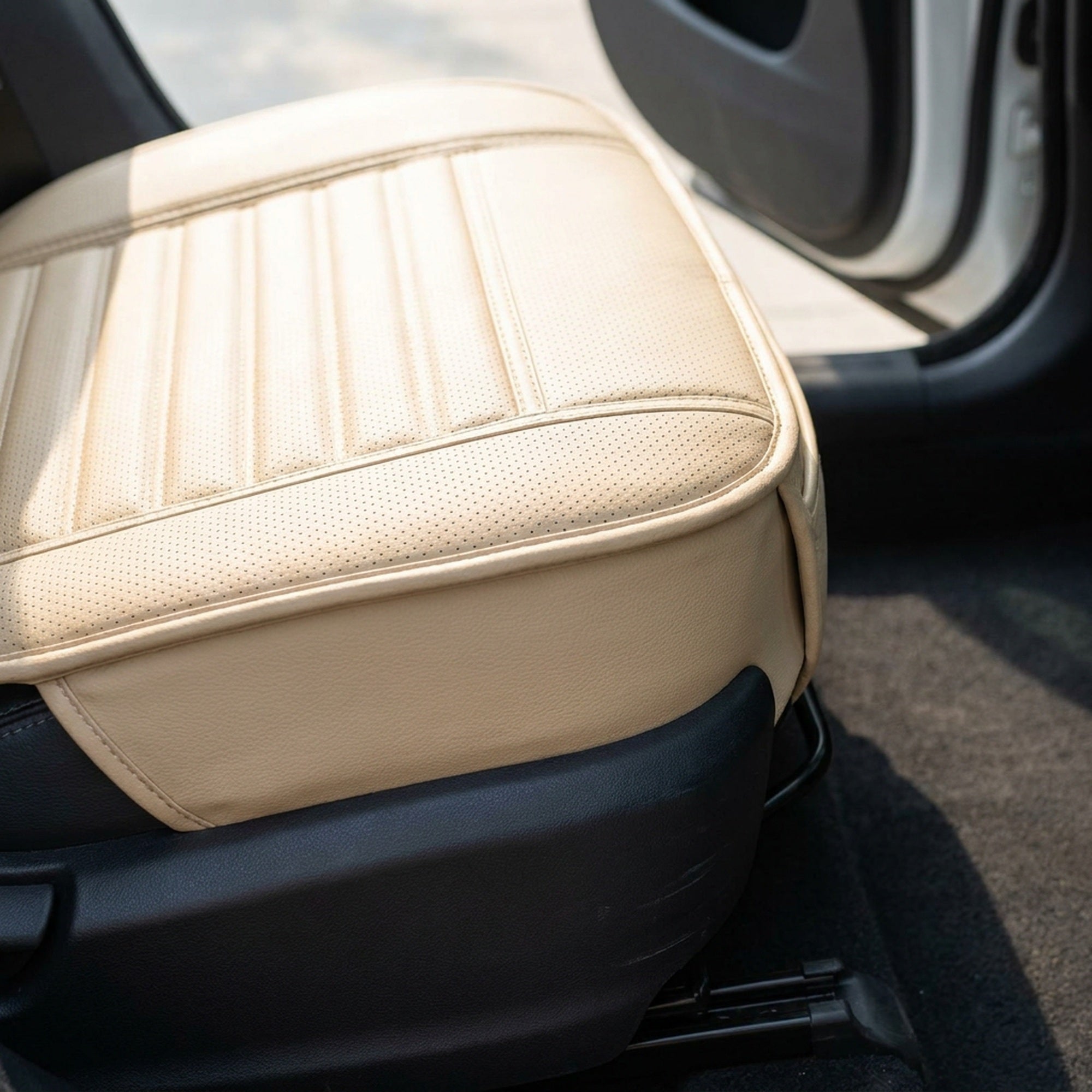 Charcoal Car Seat Cushion Odor Absorption and Comfort Support - Image 4
