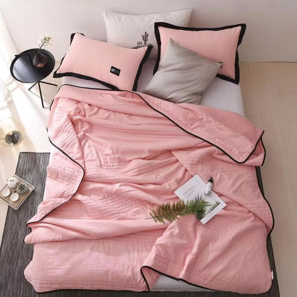 Cooling Summer Blanket Hot Weather Soft Lightweight Fabric - Image 1