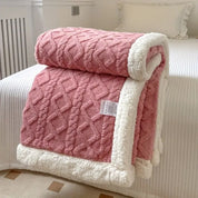 Cozy Sherpa Winter Blanket Warmth and Comfort - Image 8