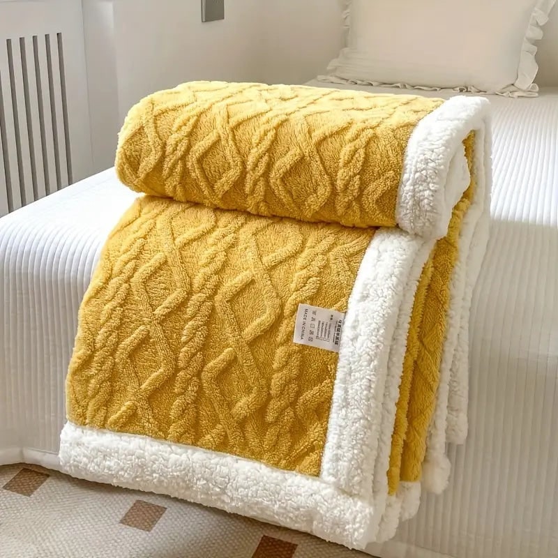 Cozy Sherpa Winter Blanket Warmth and Comfort - Image 9