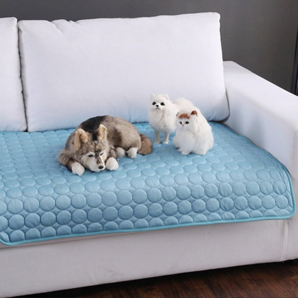 Dog Cooling Mat Pet Cooling Self-Cooling Pad - Image 2