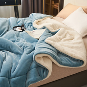 Luxurious Fleece Throw Blanket Cozy Comfort and Warmth - Image 6