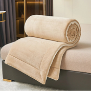 Luxurious Fleece Throw Blanket Cozy Comfort and Warmth - Image 9