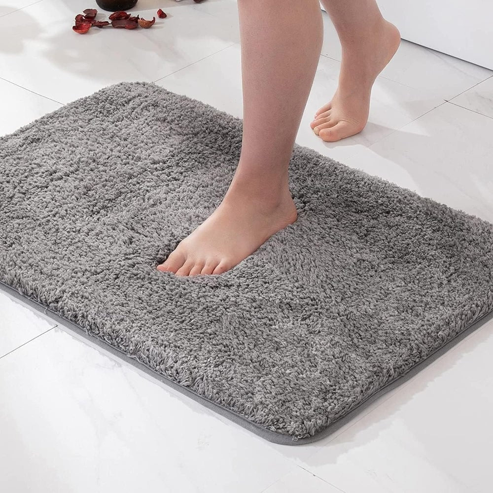 Plush Bath Rug Bathroom Comfort Soft Absorbent Floor Mat - Image 1