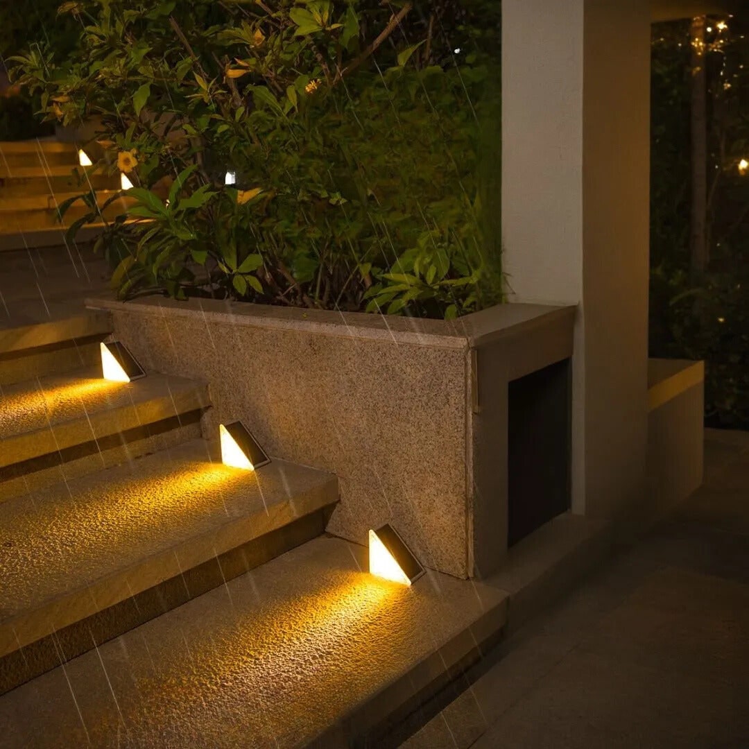 Solar Powered Stair Lights Outdoor Safety and Illumination - Image 4