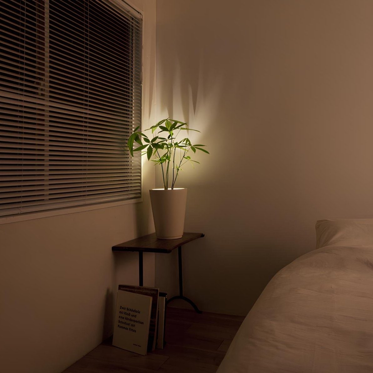 Spotlight LED Wall Light Home Decor Adjustable Modern Design - Image 8